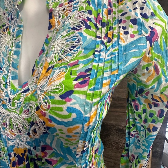 Lilly Pulitzer Blue and Yellow Graphic Embellished Tropical Print Blouse Small - Picture 5 of 9